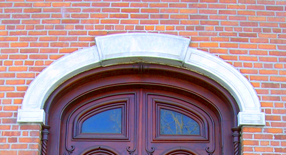 Federal Style Arched Lintel above Anthony Rutgers Livingston House Door